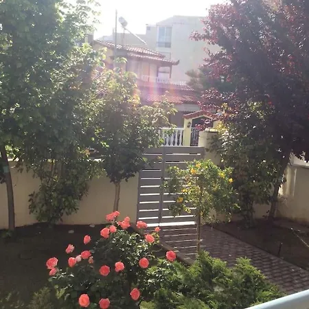 Akrata Rose Garden Ii